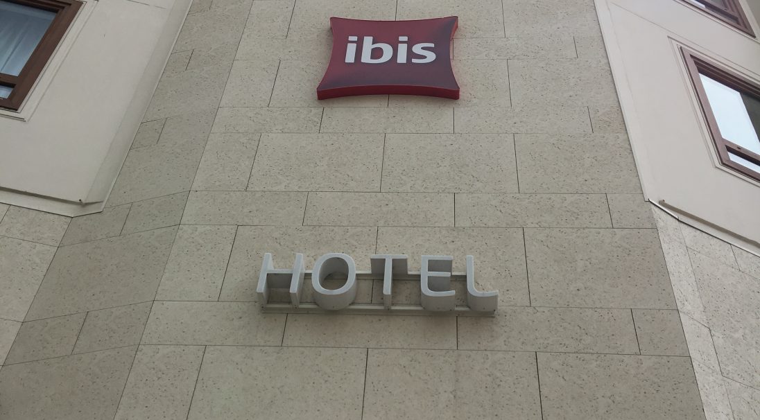 Nantes Ibis hotel rainscreen cladding