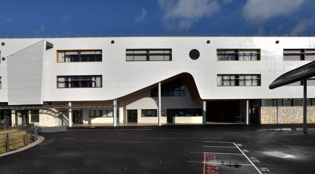 Chevilly-Larue Liberté secondary school rainscreen cladding